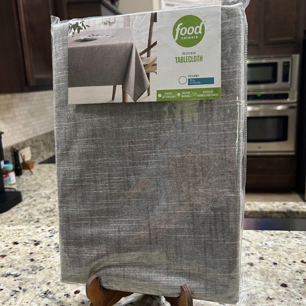Food Network Light Gray Woven 70" Round Tablecloth - New